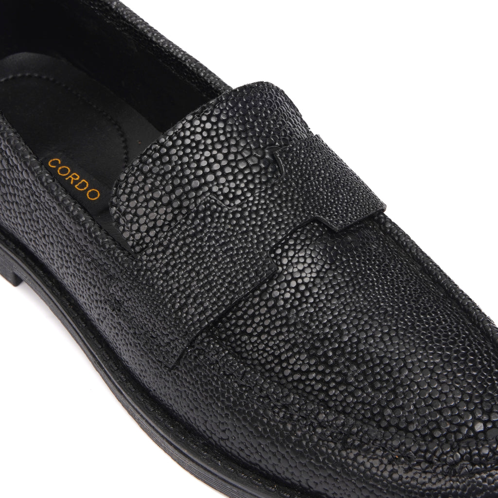 CS-19 Black Leather Major Loafer | Royal Texture Elegance