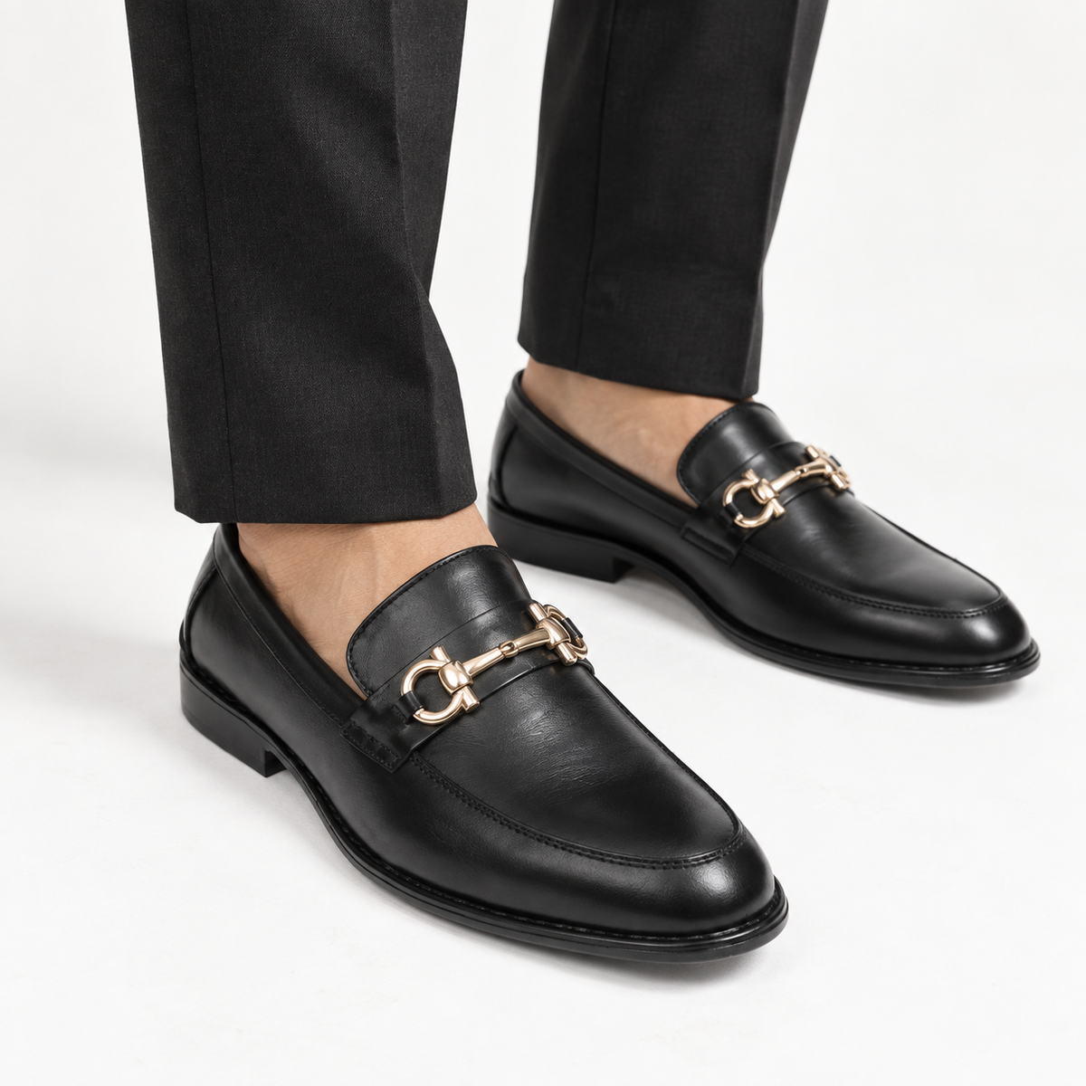 CS-07 Black Cow Leather Horsebit Loafers