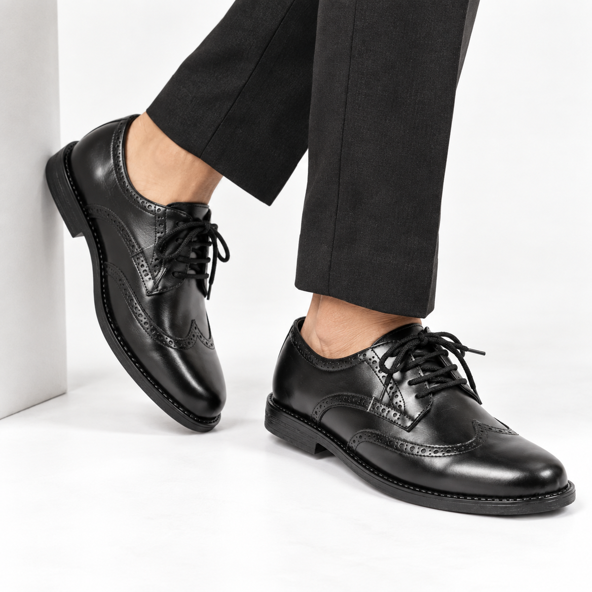 CS-08 Black Cow Leather Casual Brogue Shoes